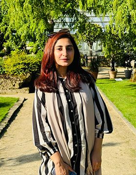 Saba_kousar